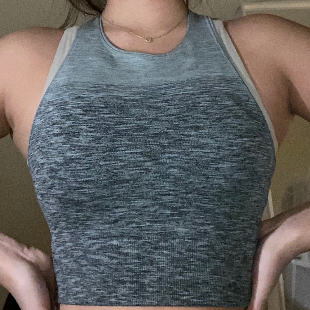 Lululemon compression top
